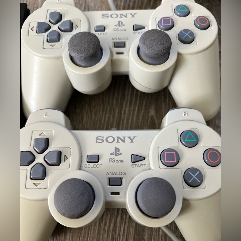 PS2 Console - Picture 6 of 10